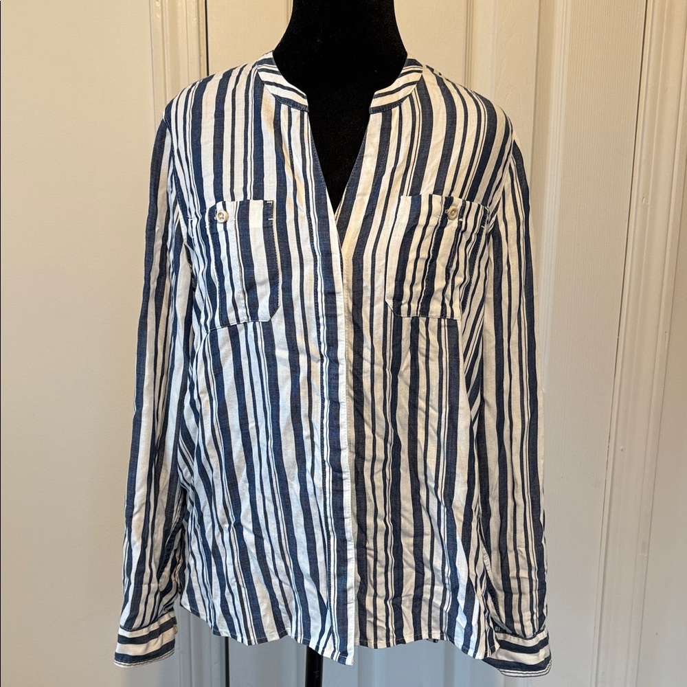 Tommy Bahama Blue White Striped Roll Tab Sleeve Shirt Women XS Casual Top - Picture 6 of 13